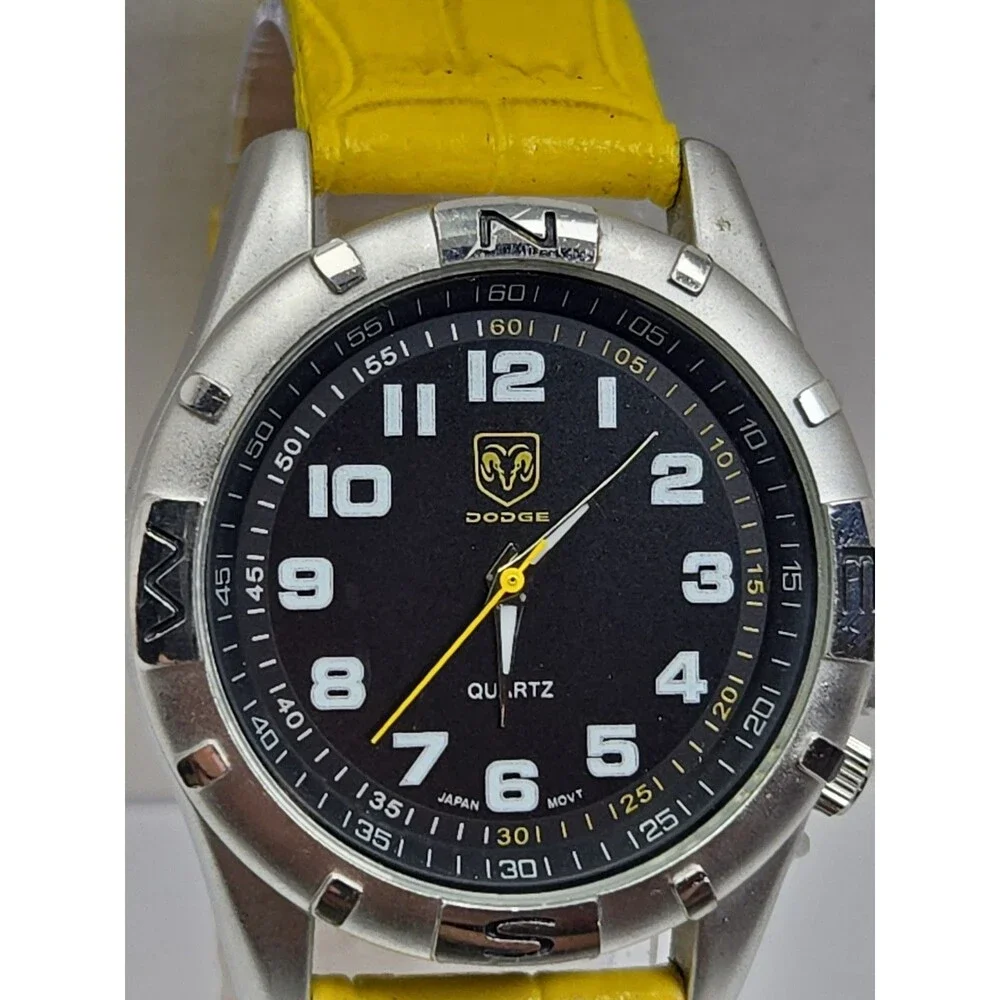 Dodge 2005 Mens Quartz Watch Ram Logo Black Dial Leather New Battery Collectible